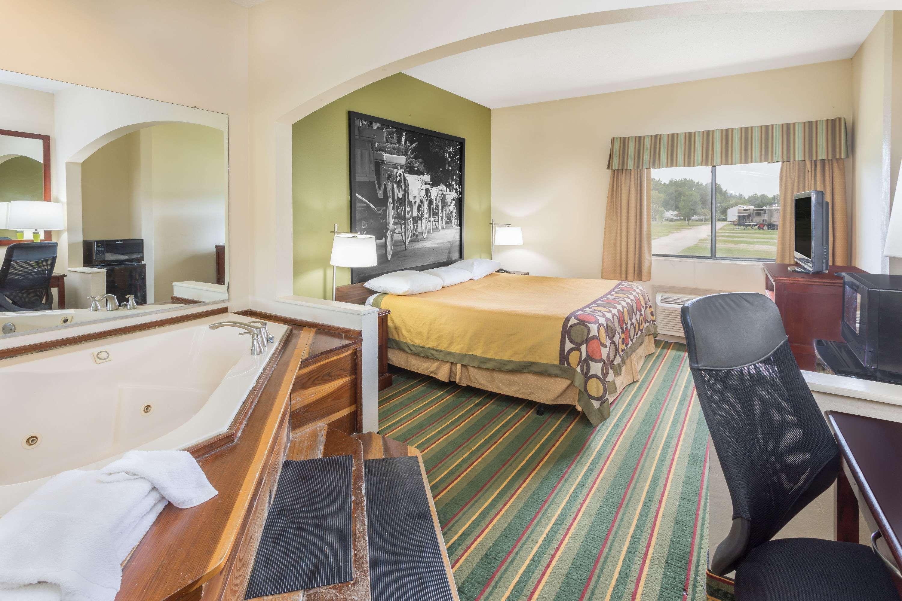 Super 8 By Wyndham Duson Lafayette West Area Motel Buitenkant foto